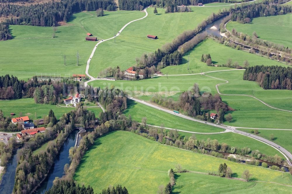 Penzberg von oben - Loisach- Wasserkraftwerk Schönmühl bei Penzberg im Bundesland Bayern