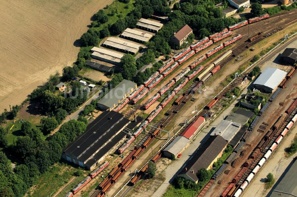 Luftbild Saalfeld/Saale - Lokschuppen am Bahnhof Saalfeld im Bundesland Thüringen