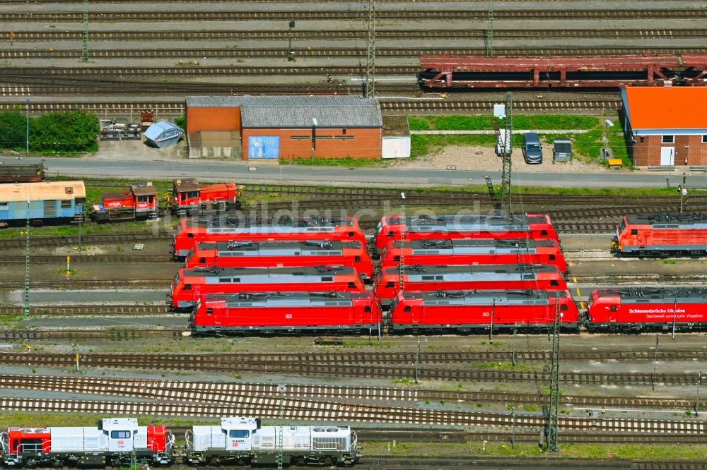 Seelze aus der Vogelperspektive: Lokservicestelle und Betriebshof der Baureihe E-Lok BR 146 107-8 DB in Seelze im Bundesland Niedersachsen, Deutschland