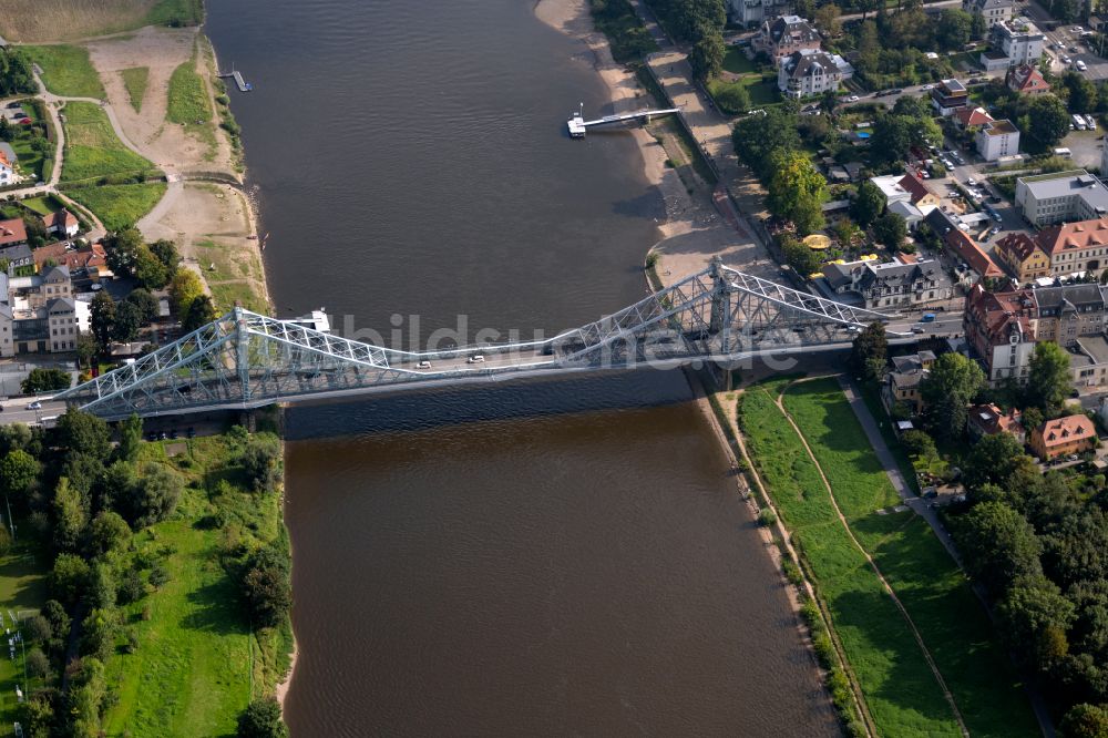 Dresden von oben - Loschwitzer Brücke Blaues Wunder über der Elbe in Dresden im Bundesland Sachsen