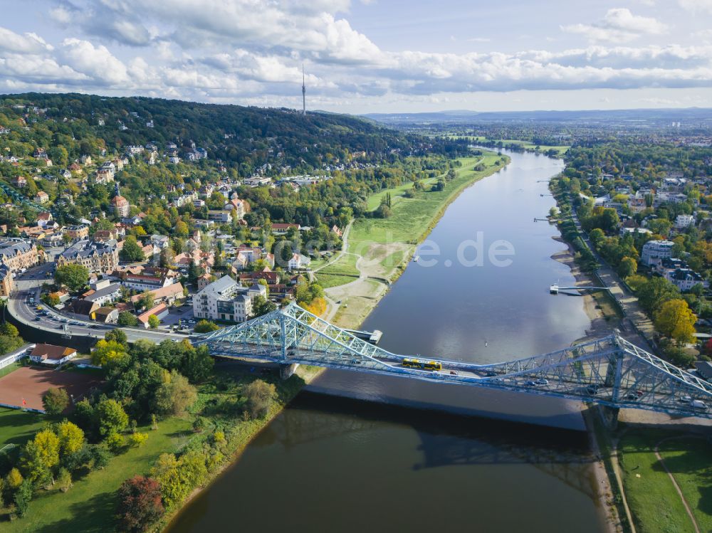 Dresden von oben - Loschwitzer Brücke Blaues Wunder über der Elbe in Dresden im Bundesland Sachsen