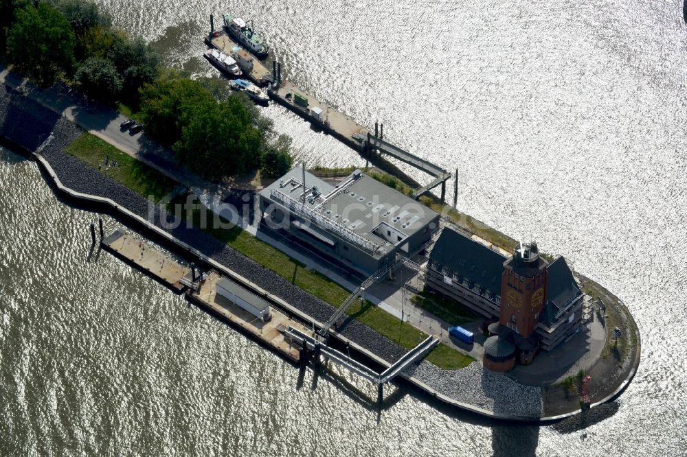 Hamburg aus der Vogelperspektive: Lotsenstation Seemannshöft in Hamburg-Waltershof