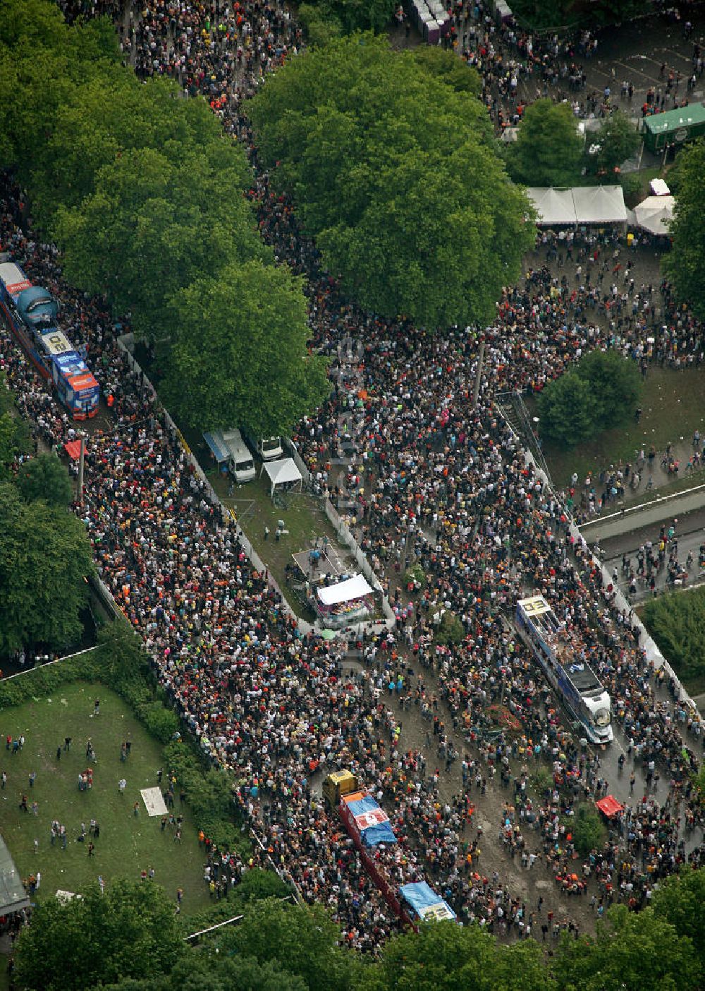 Dortmund aus der Vogelperspektive: Loveparade 2008 in Dortmund