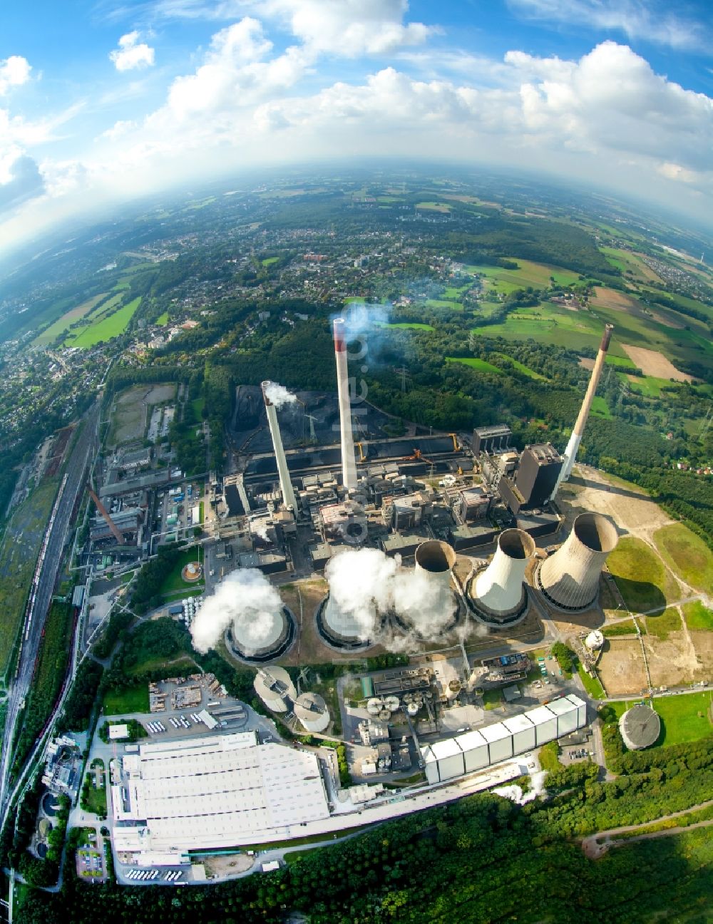 Gelsenkirchen aus der Vogelperspektive: Ölraffinerie Scholven in Gelsenkirchen im Bundesland Nordrhein-Westfalen