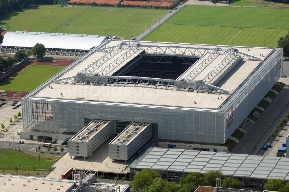 DÜSSELDORF aus der Vogelperspektive: LTU Arena in Düsseldorf