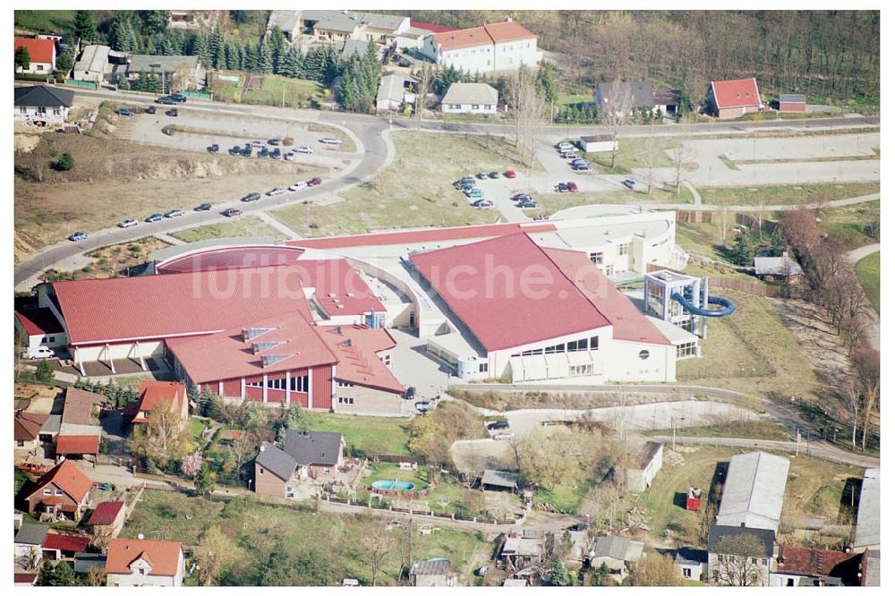 Luckenwalde von oben - Luckenwalde / Flämingtherme in Luckenwalde - Betreiber: Aquapark Management Dr