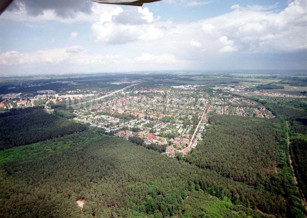 Luftaufnahme Ludwigsfelde / Brandenburg - Ludwigsfelde aus südwestlicher Richtung am südlicher Berliner Ring.