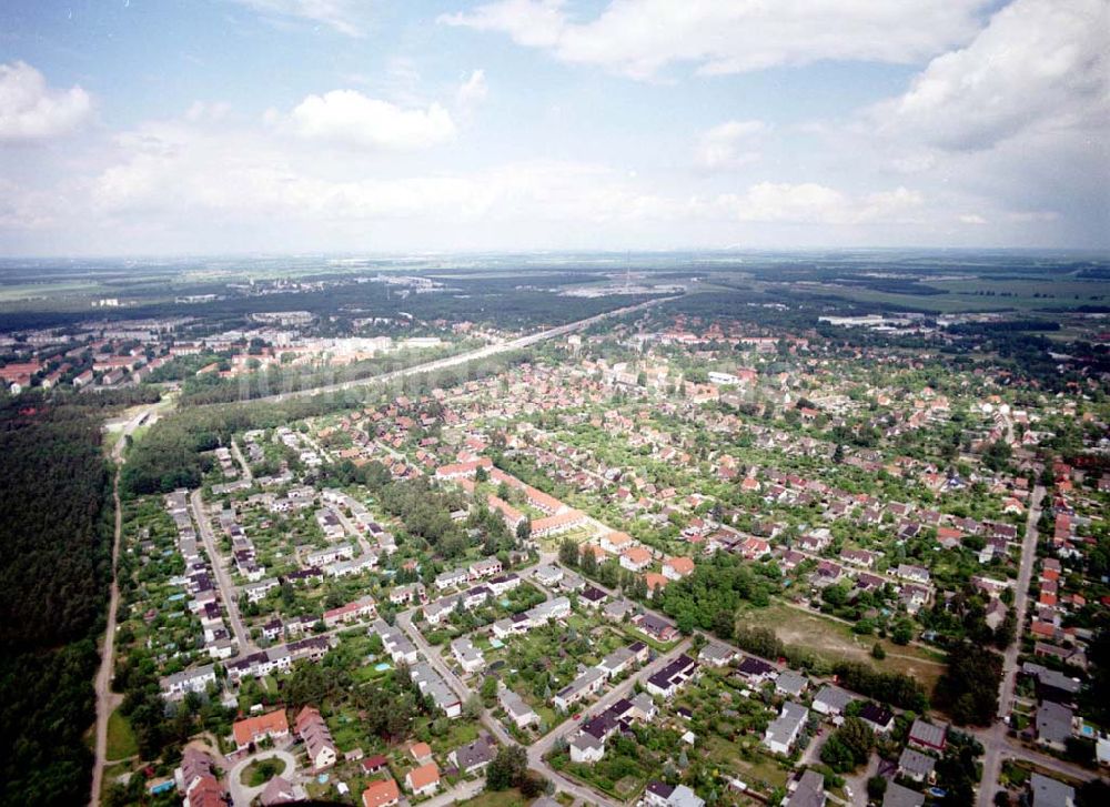 Luftaufnahme Ludwigsfelde / Brandenburg - Ludwigsfelde aus südwestlicher Richtung am südlicher Berliner Ring.