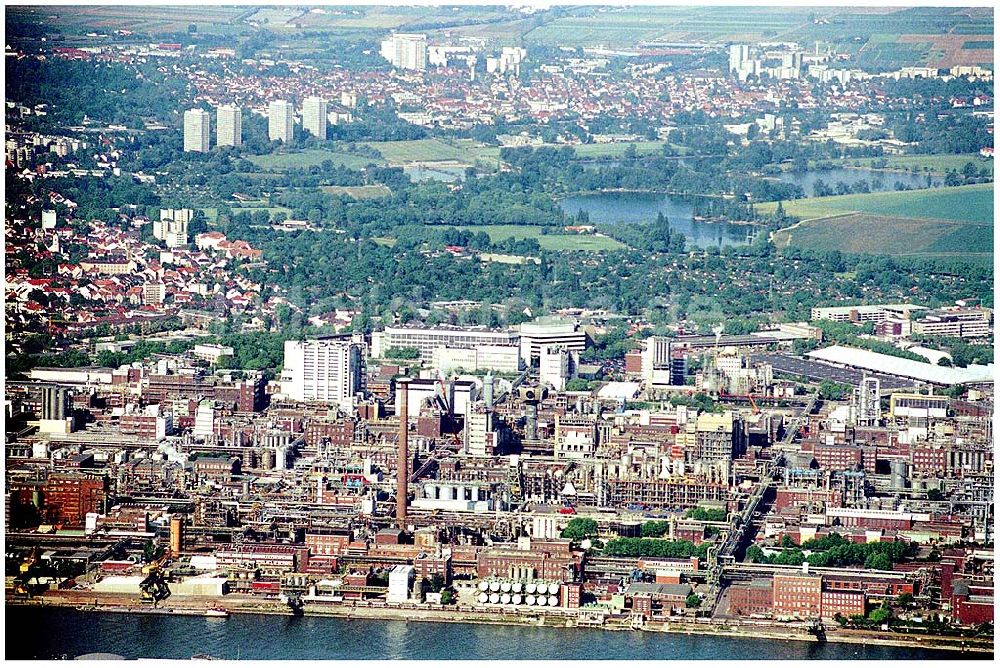 Ludwigshafen von oben - Ludwigshafen, Luitpoldhafen