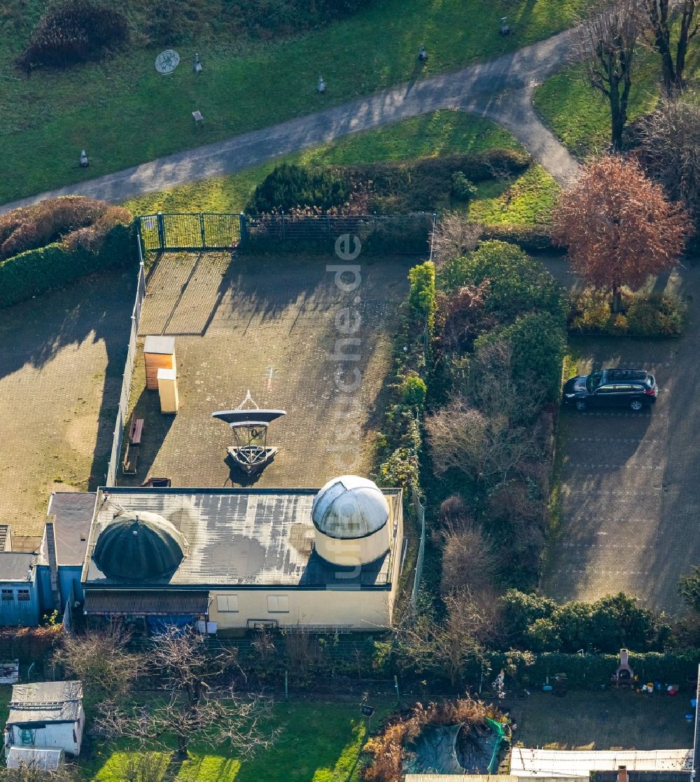 Herne von oben - Luftbild Observatorium und Planetariums- Kuppelbau- Gebäudekomplex Sternwarte Herne Am Böckenbusch in Herne im Bundesland Nordrhein-Westfalen, Deutschland