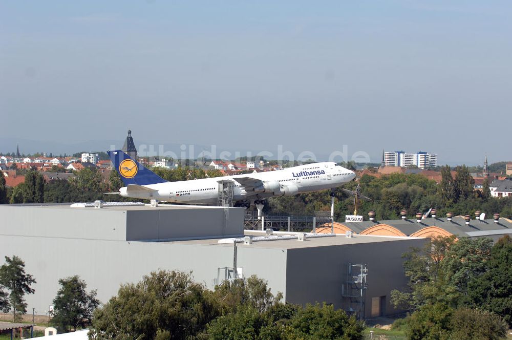 SPEYER von oben - LUFTHANSA BOEING 747 auf dem Gelände des Technik-Museum Speyer.