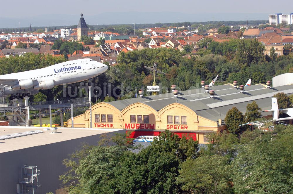 Luftbild SPEYER - LUFTHANSA BOEING 747 auf dem Gelände des Technik-Museum Speyer.