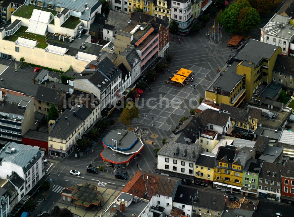 Neuwied von oben - Luisenplatz in der Altstadt von Neuwied im Bundesland Rheinland-Pfalz