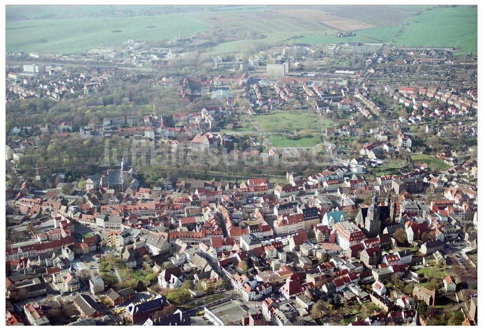 Luftaufnahme Eisleben - Lutherstadt Eisleben / Stadtzentrum von Osten und Norden her betrachtet.