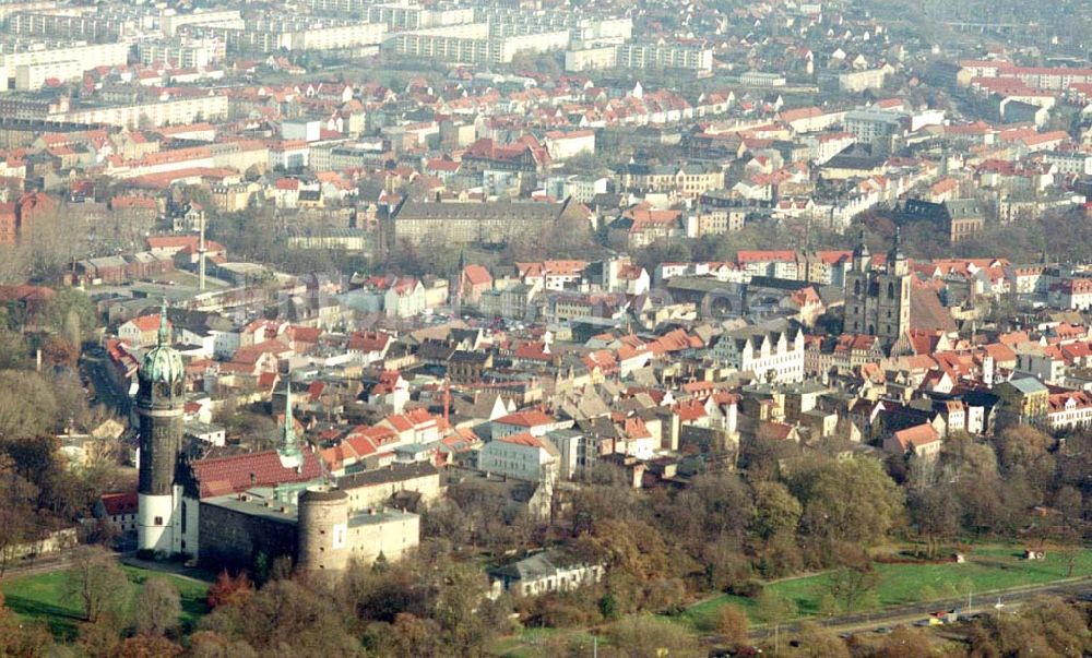 Witenberg, Lutherstadt aus der Vogelperspektive: Lutherstadt Wittenberg 06.11.2002