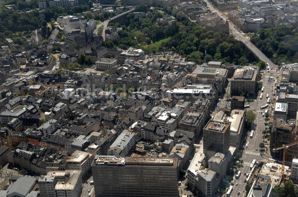 LUXEMBURG von oben - Luxemburg, die größte Stadt des Großherzogtums Luxemburg