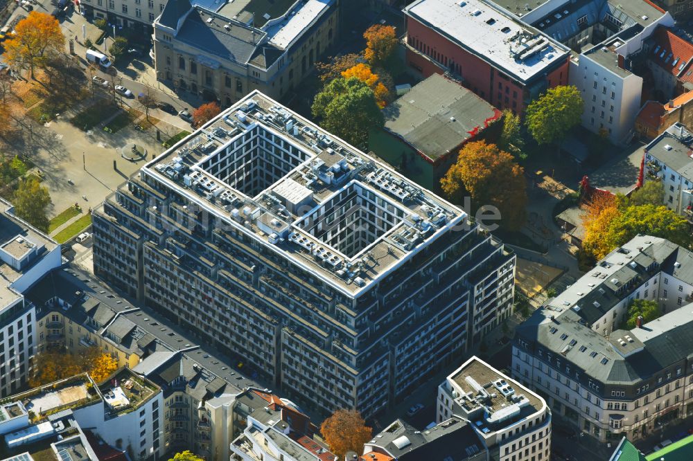 Luftaufnahme Berlin - Luxus- Wohnungsbau Immobilienprojekt yoo berlin im Ortsteil Mitte in Berlin, Deutschland