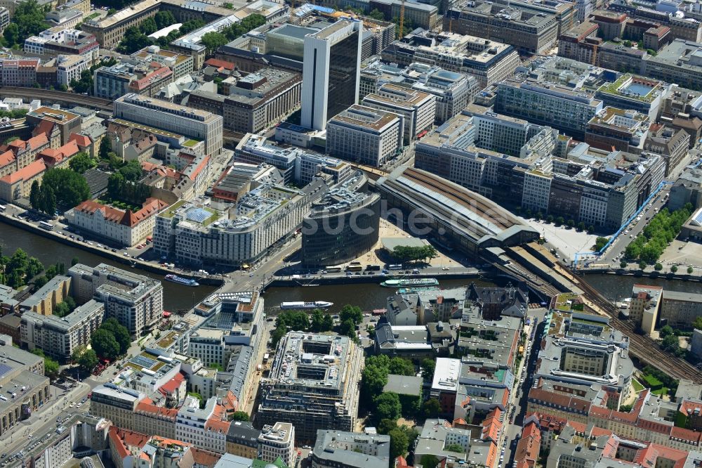 Luftaufnahme Berlin Mitte - Luxus - Wohnungsneubau Baustelle für das Immobilienprojekt yoo berlin in Berlin Mitte