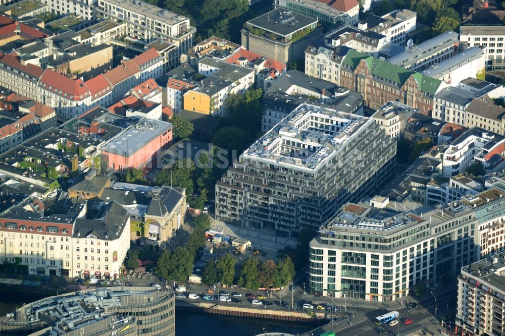 Luftaufnahme Berlin Mitte - Luxus - Wohnungsneubau Baustelle für das Immobilienprojekt yoo berlin in Berlin Mitte