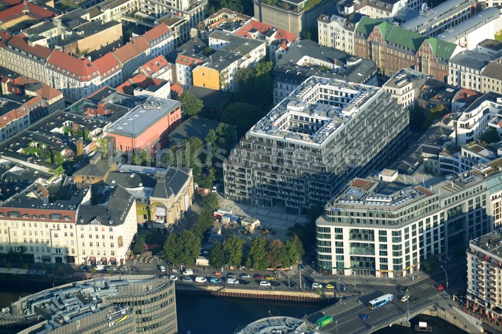 Berlin Mitte aus der Vogelperspektive: Luxus - Wohnungsneubau Baustelle für das Immobilienprojekt yoo berlin in Berlin Mitte