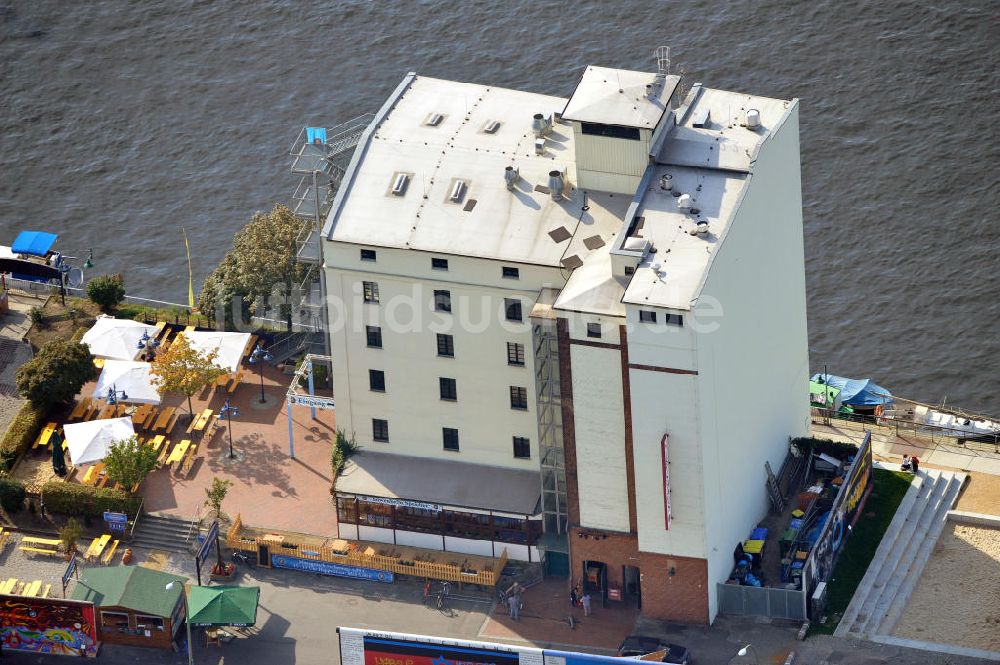 Berlin aus der Vogelperspektive: Löwenbräu Speicher in Berlin-Friedrichshain