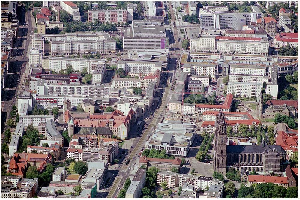 Magdeburg von oben - 06.07.04 Magdeburg, Baustelle am Universitätsplatz