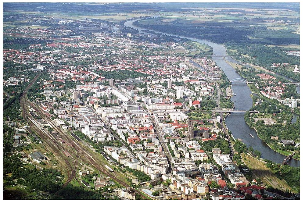 Magdeburg von oben - Magdeburg Übersicht