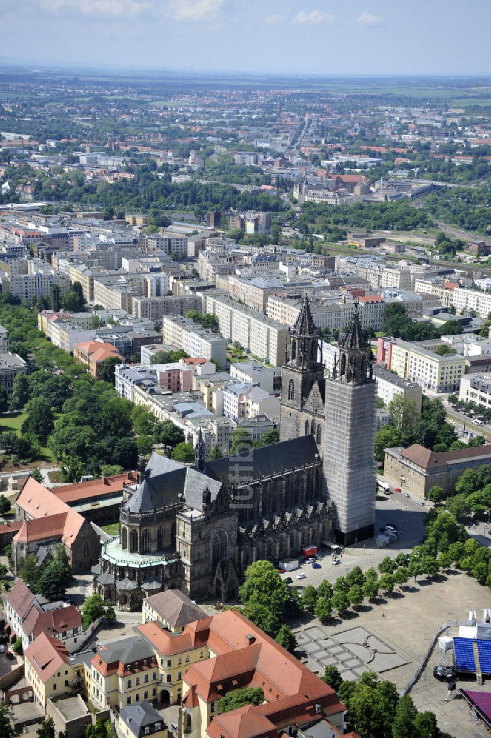 Luftbild Magdeburg - Magdeburger Dom und das Stadtzentrum