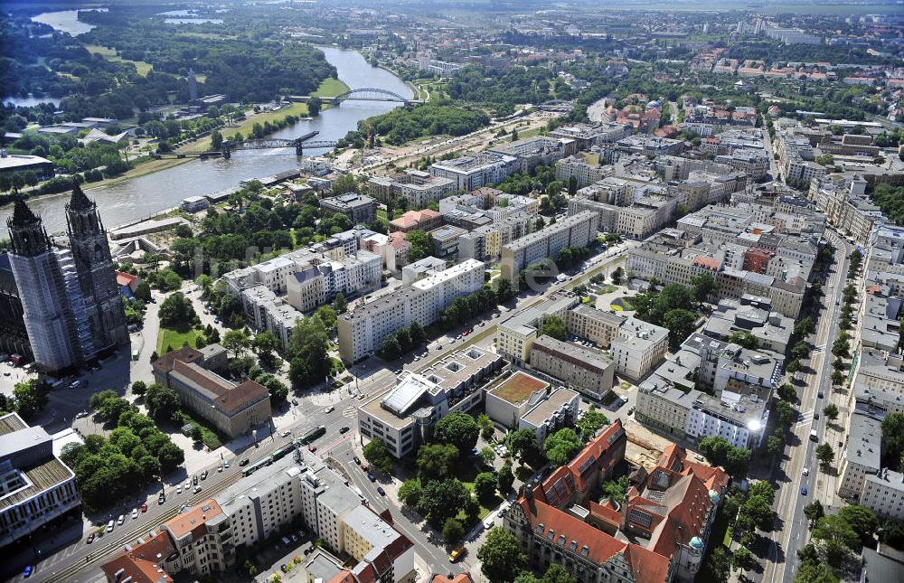 Luftaufnahme Magdeburg - Magdeburger Dom mit Stadtzentrum