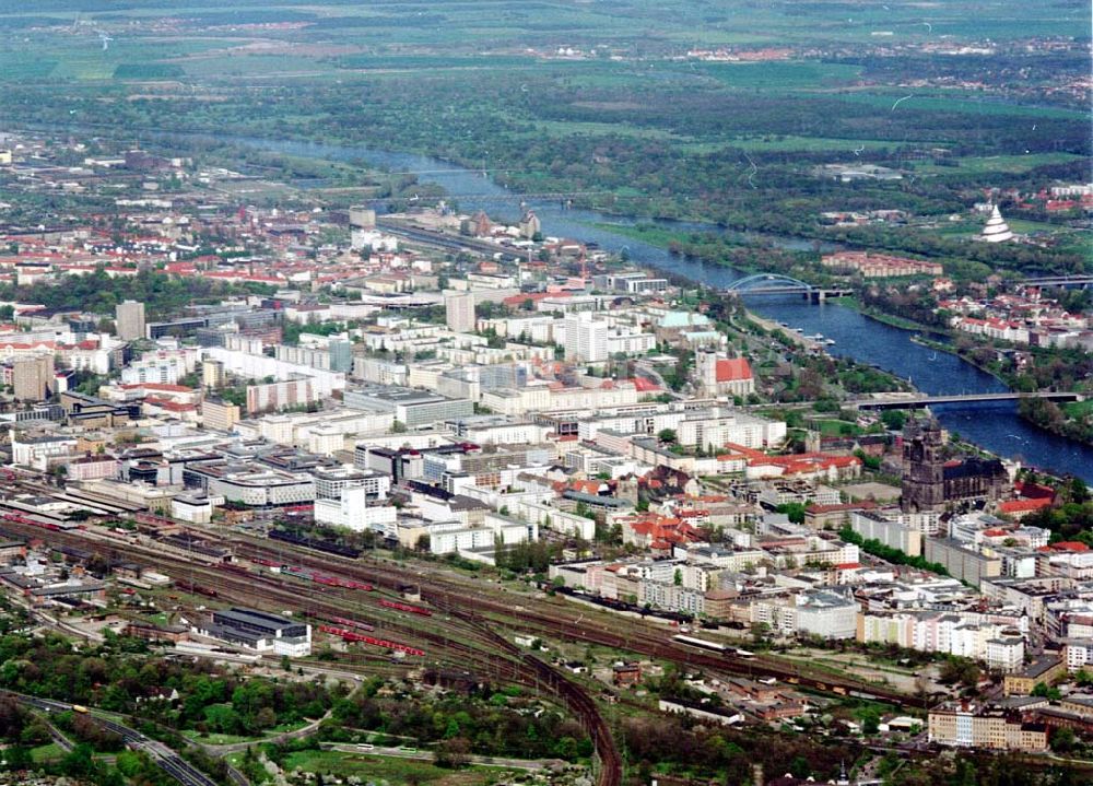 Magdeburg aus der Vogelperspektive: Magdeburger Stadtzentrum.