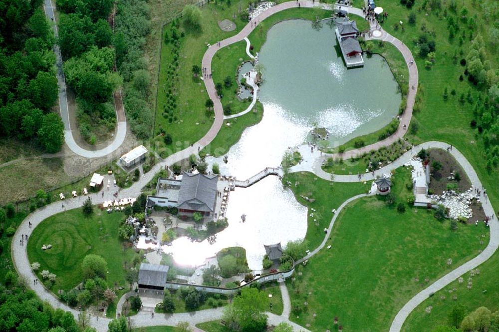 Berlin - Marzahn aus der Vogelperspektive: 02.Mai 2003 Berlin - Marzahn Chinesischer Garten im Erholungspark Marzahn.