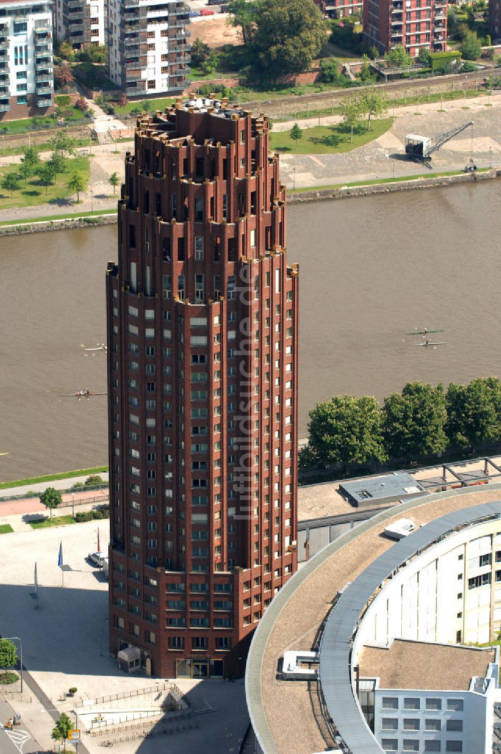 Frankfurt am Main von oben - Main Plaza in Frankfurt / Main