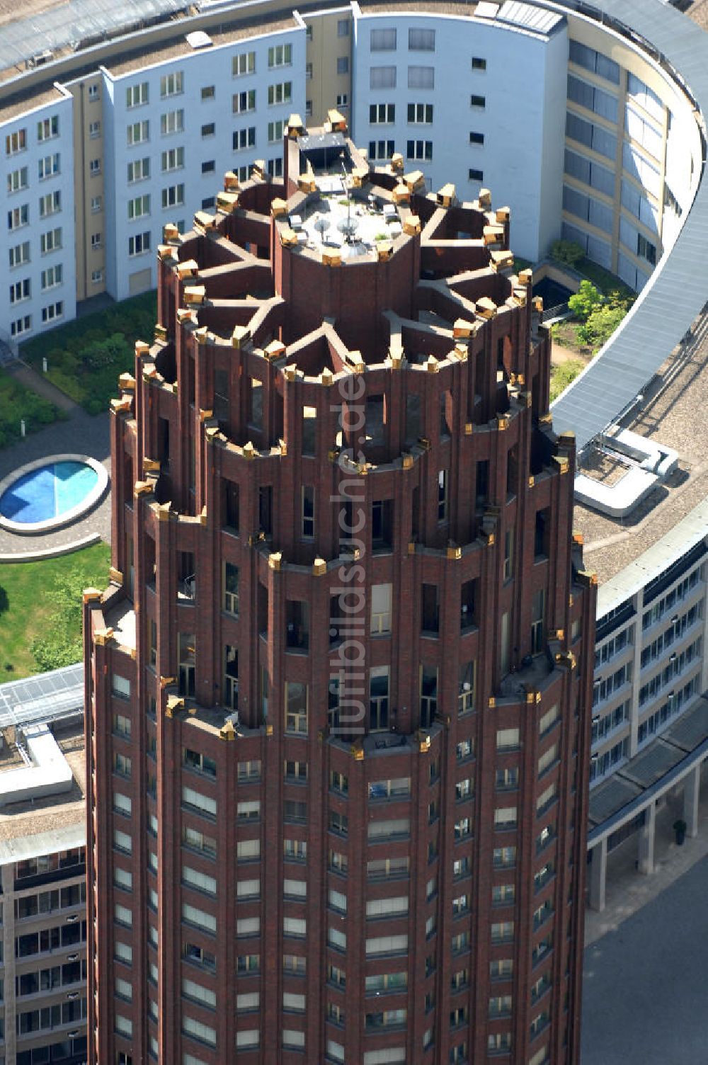 Frankfurt am Main von oben - Main Plaza in Frankfurt / Main