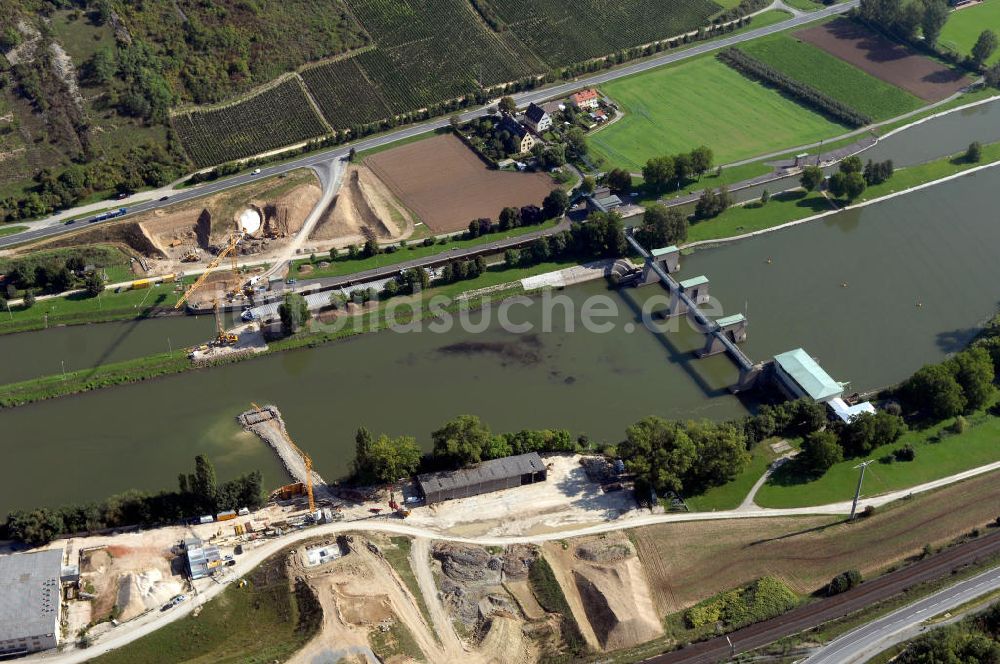 Luftaufnahme Großmannsdorf am Main - Main Uferbereich Nordufer zwischen Großmannsdorf und Marktbreit