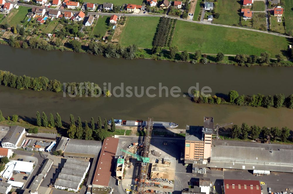Luftbild Ochsenfurt - Main Uferbereich Nordufer zwischen Großmannsdorf und Marktbreit