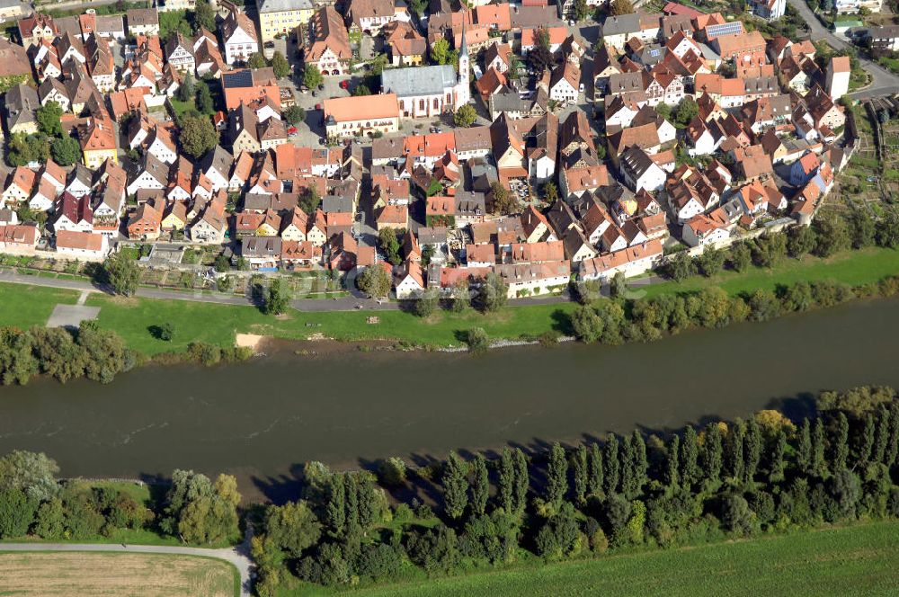 Frickenhausen am Main von oben - Main Uferbereich Nordufer zwischen Großmannsdorf und Marktbreit