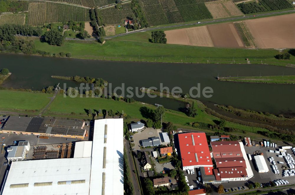 Luftbild Marktbreit - Main Uferbereich Nordufer zwischen Großmannsdorf und Marktbreit