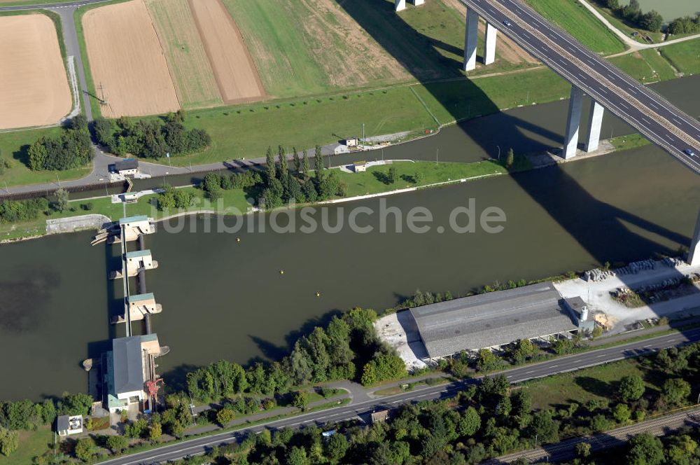 Luftbild Marktbreit - Main Uferbereich Nordufer zwischen Großmannsdorf und Marktbreit