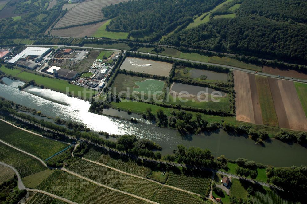 Luftbild Marktbreit - Main Uferbereich Südufer zwischen Marktbreit und Großmannsdorf