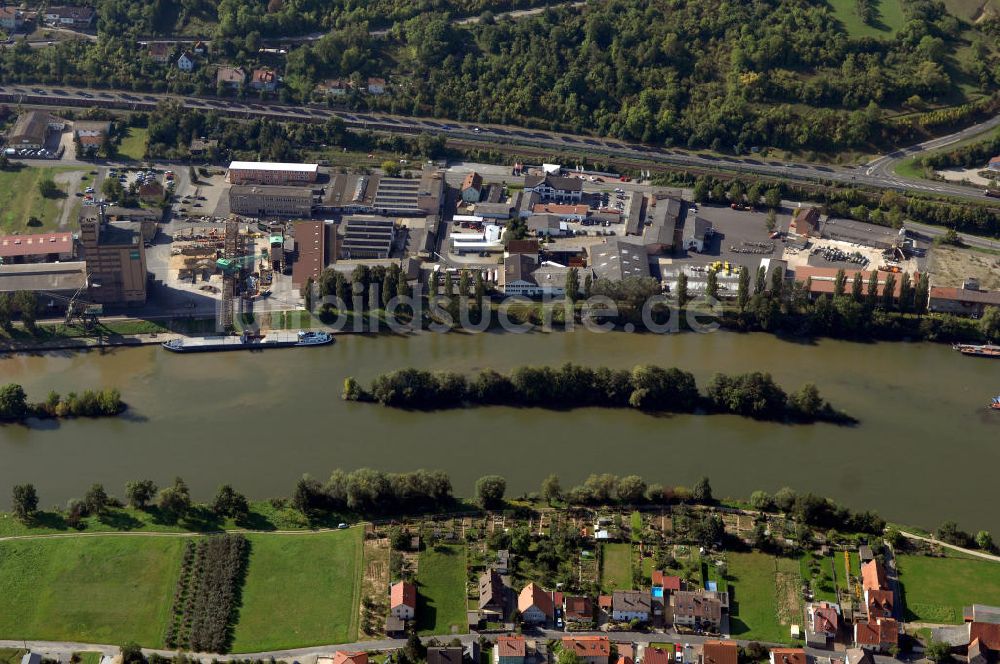 Ochsenfurt aus der Vogelperspektive: Main Uferbereich Südufer zwischen Marktbreit und Großmannsdorf