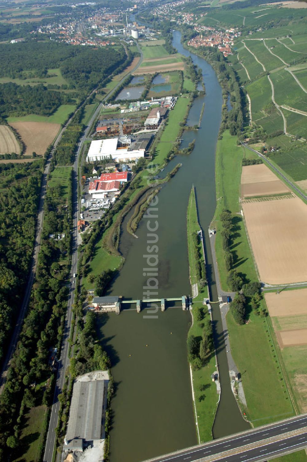 Luftbild - Main Uferbereich zwischen Marktbreit und Großmannsdorf