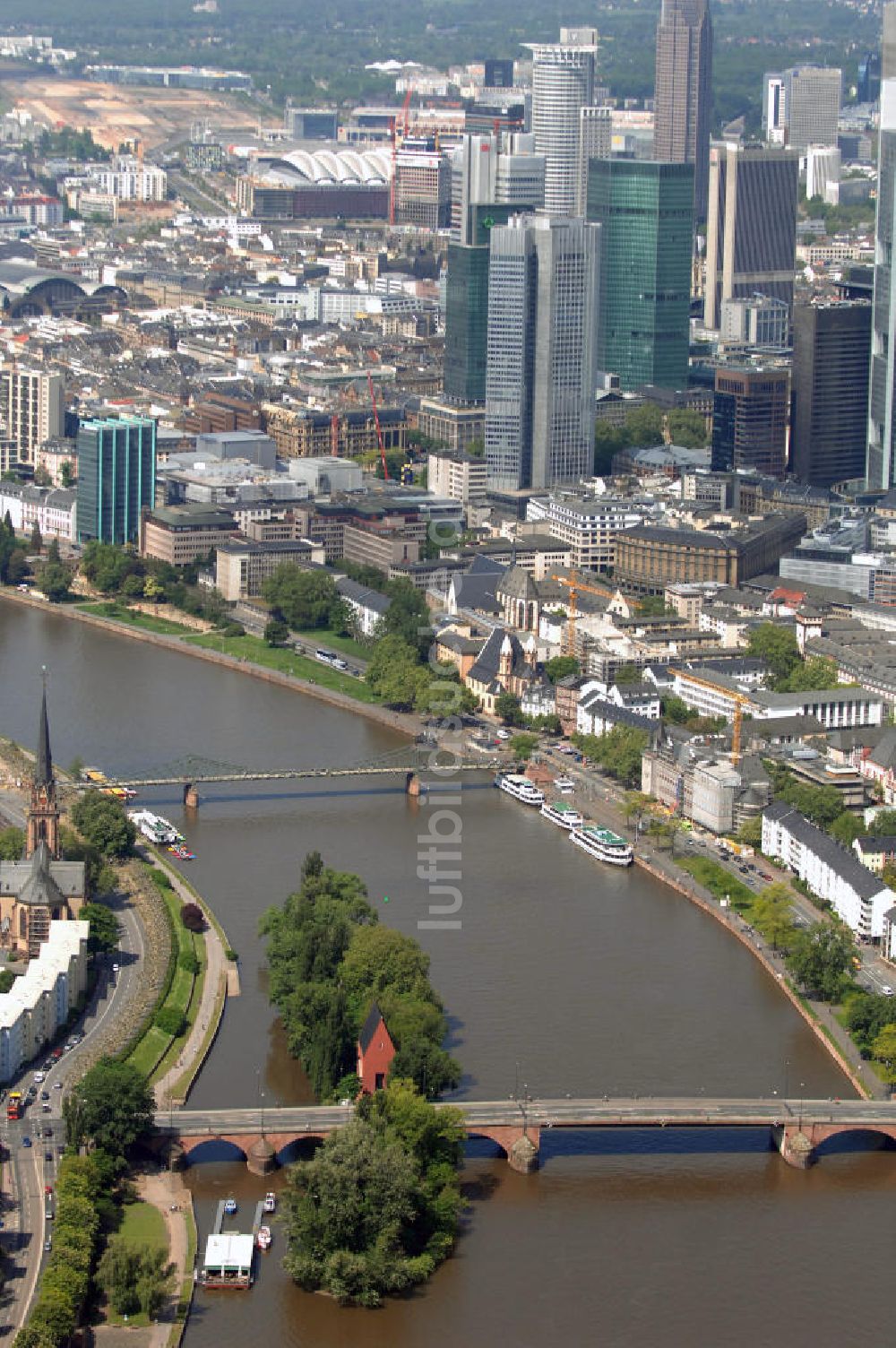 Luftaufnahme Frankfurt am Main - Mainbrücken in Frankfurt am Main in Hessen