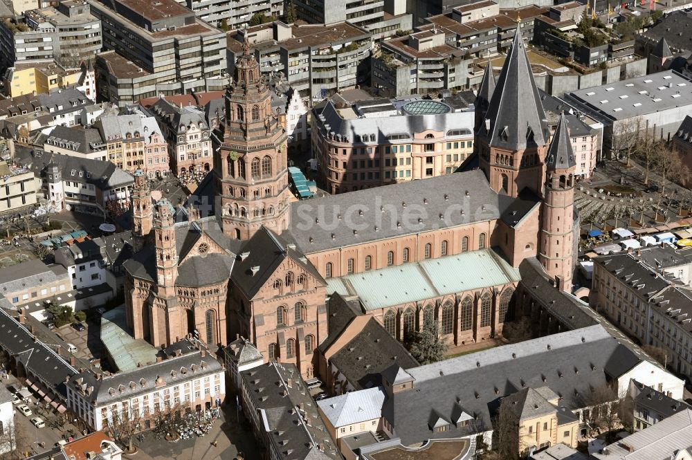 Luftaufnahme Mainz - Mainzer Dom in Mainz im Bundesland Rheinland-Pfalz