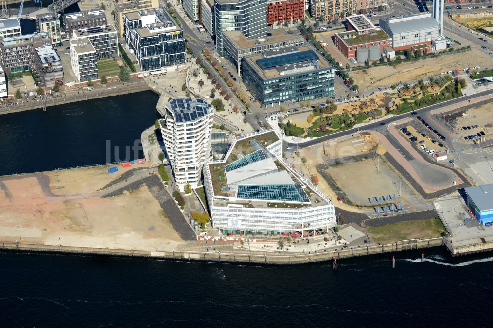 Hamburg aus der Vogelperspektive: Marco-Polo-Tower und die Deutschlandzentrale von Unilever am Strandkai in Hamburg