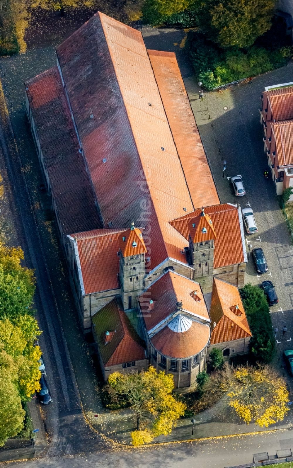 Warendorf von oben - Marienkirche in Warendorf im Bundesland Nordrhein-Westfalen