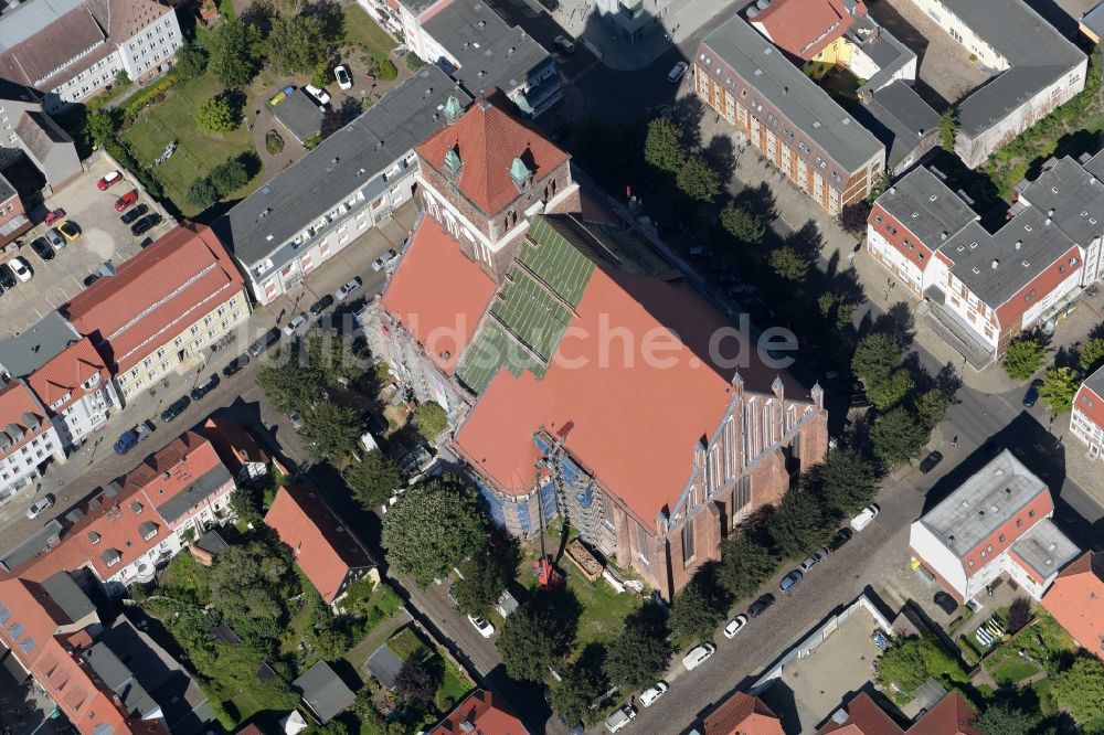 Luftbild Greifswald - Marienkirche im Zentrum der Hansestadt Greifswald im Bundesland Mecklenburg-Vorpommern