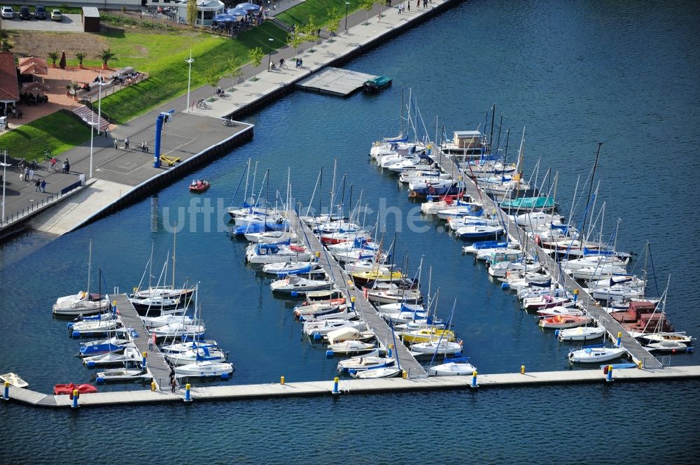 Bitterfeld aus der Vogelperspektive: Marina Bernsteinsee in Sachsen-Anhalt / Saxony-Anhalt