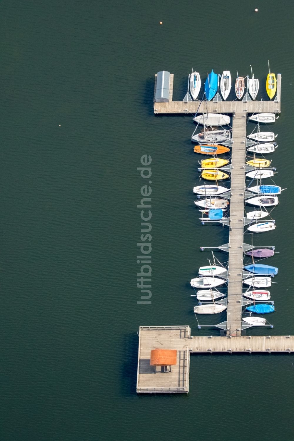 Luftbild Dortmund - Marina - Hafenbereich am Ufer des Phoenixsees in Dortmund im Bundesland Nordrhein-Westfalen