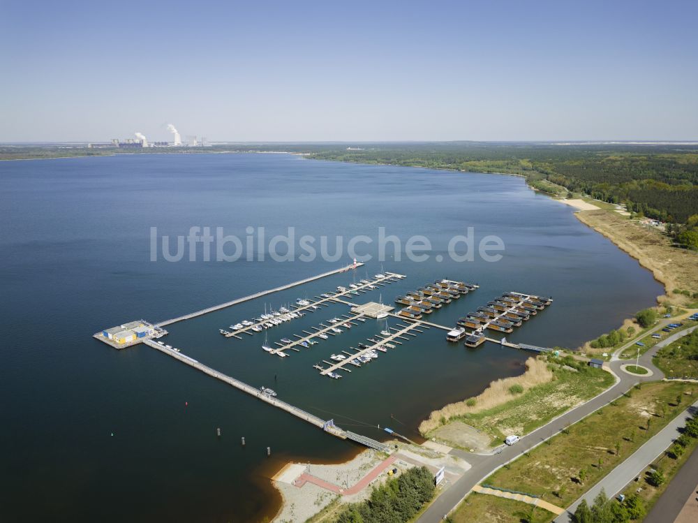 Boxberg von oben - Marina Klitten - Hafenbereich am Ufer des Bärwalder See in Boxberg im Bundesland Sachsen, Deutschland