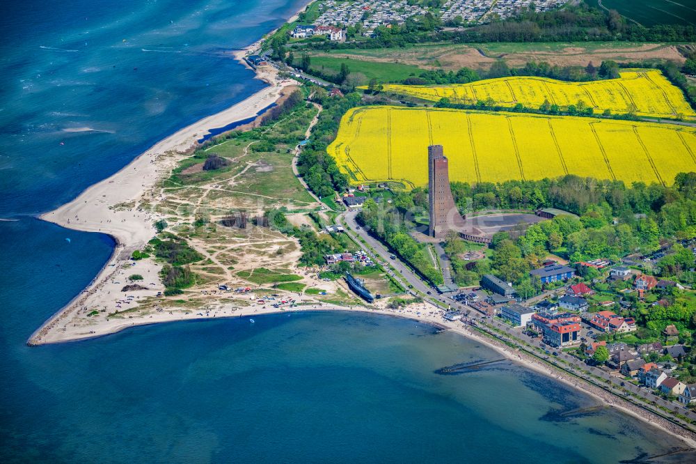 Luftbild Laboe - Marine-Ehrenmal als Wahrzeichen der Kieler Förde in Laboe im Bundesland Schleswig-Holstein, Deutschland